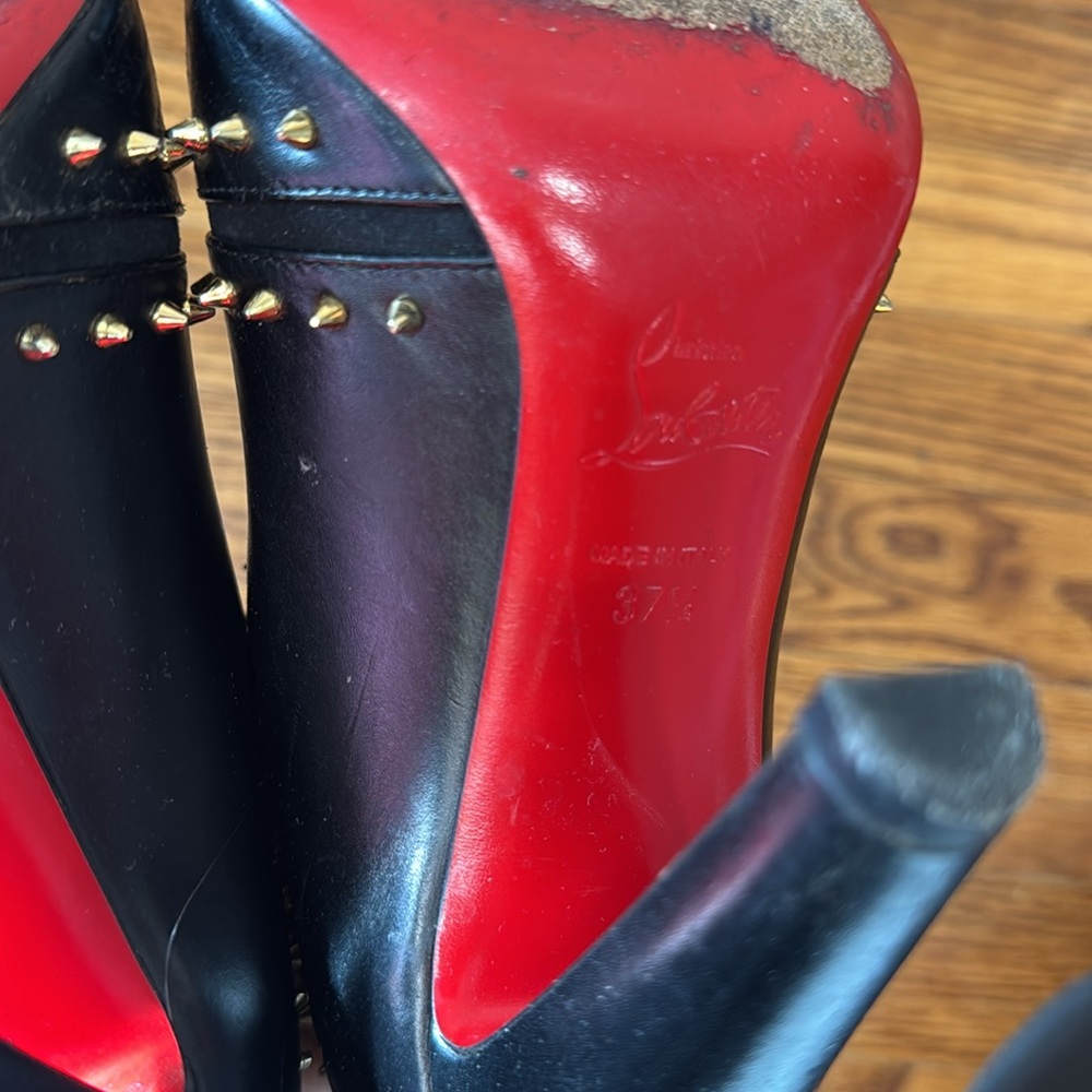 Christian Louboutin Black Leather Studded Peep-Toe Heels with Red Sole - Picture 10 of 10